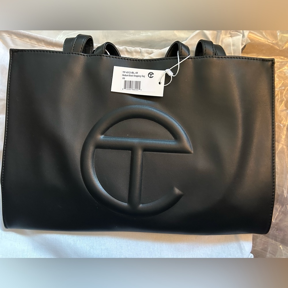 Telfar Medium Shopping Bag not genuine dm for price